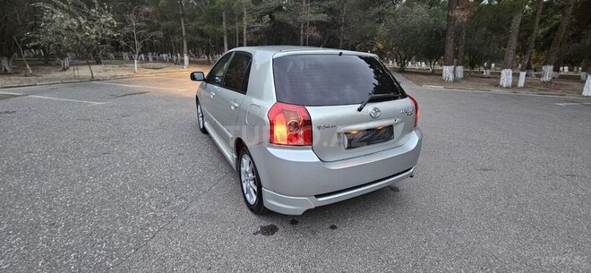 Toyota Corolla 2005, 135,000 km - 1.4 l - Sumqayıt