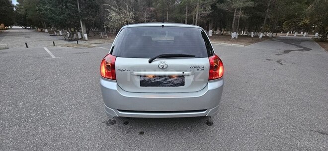 Toyota Corolla 2005, 135,000 km - 1.4 l - Sumqayıt