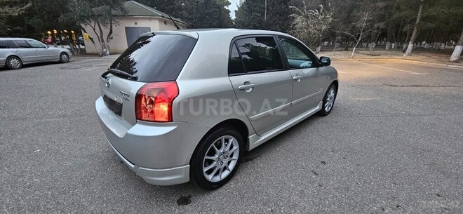 Toyota Corolla 2005, 135,000 km - 1.4 l - Sumqayıt