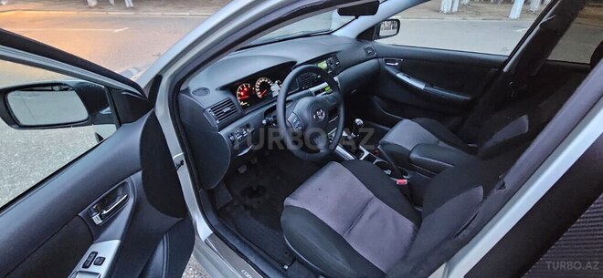 Toyota Corolla 2005, 135,000 km - 1.4 l - Sumqayıt