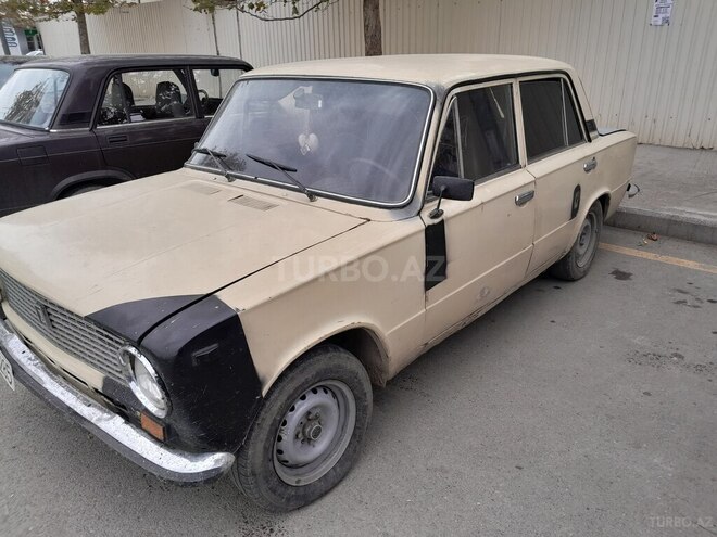 LADA (VAZ) 21011 1982, 75,000 km - 1.3 л - Gəncə