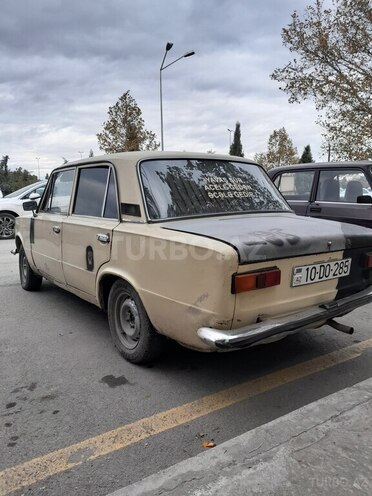 LADA (VAZ) 21011 1982, 75,000 km - 1.3 л - Gəncə