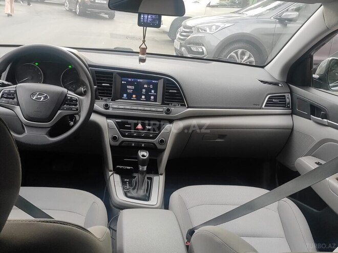Hyundai Elantra 2017, 138,000 km - 2.0 l - Bakı