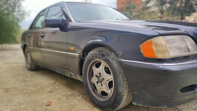 Mercedes C 220 1996, 563,878 km - 2.2 l - Bakı