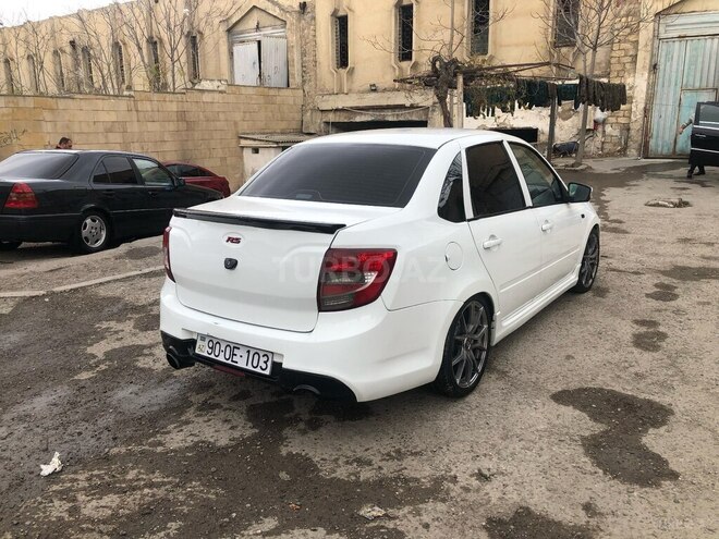 LADA (VAZ) Granta 2015, 195,000 km - 1.5 l - Qax