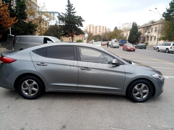 Hyundai Elantra 2016, 190,000 km - 1.6 l - Bakı