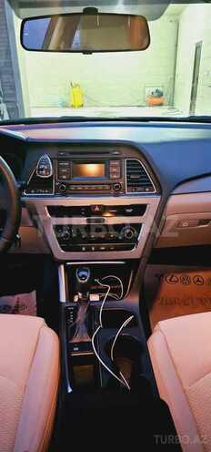 Hyundai Sonata 2015, 58,741 km - 2.4 л - Qusar