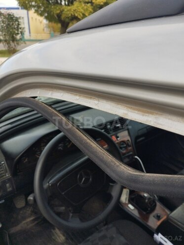 Mercedes C 180 1997, 365,230 km - 1.8 л - Qazax