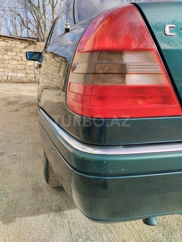 Mercedes C 180 1995, 301,000 km - 1.8 l - Bakı