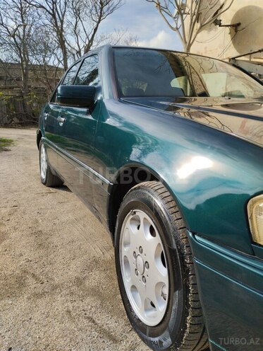 Mercedes C 180 1995, 301,000 km - 1.8 l - Bakı