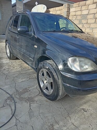 Mercedes ML 320 1999, 422,195 km - 3.2 л - Bakı