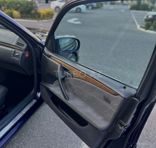 Mercedes E 270 1999, 365,000 km - 2.7 l - Bakı