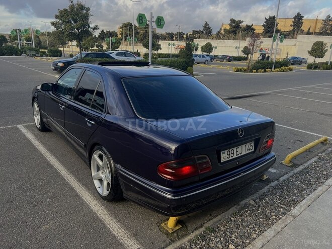 Mercedes E 270 1999, 365,000 km - 2.7 l - Bakı