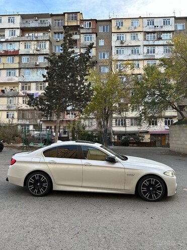 BMW 528 2014, 260,000 km - 2.0 l - Bakı