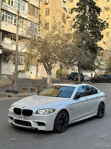 BMW 528 2014, 260,000 km - 2.0 l - Bakı