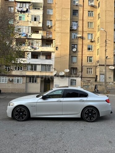 BMW 528 2014, 260,000 km - 2.0 l - Bakı