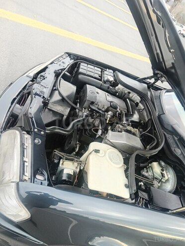 Mercedes C 200 1997, 256,900 km - 2.0 l - Bakı
