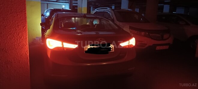 Hyundai Elantra 2014, 165,119 km - 1.8 l - Bakı