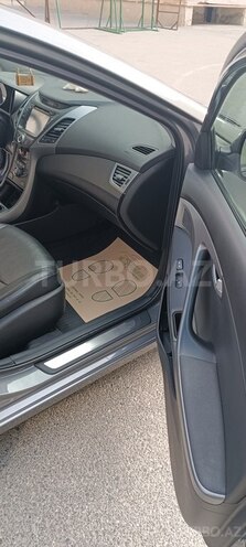 Hyundai Elantra 2014, 165,119 km - 1.8 l - Bakı