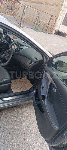 Hyundai Elantra 2014, 165,119 km - 1.8 l - Bakı