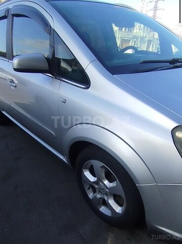 Opel Zafira 2006, 206,500 km - 2.2 l - Bakı