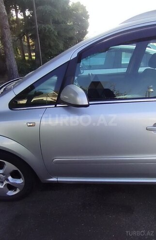 Opel Zafira 2006, 206,500 km - 2.2 l - Bakı