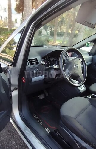 Opel Zafira 2006, 206,500 km - 2.2 l - Bakı
