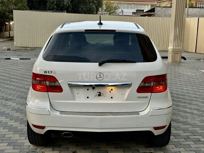 Mercedes B 180 2008, 112,000 km - 1.7 l - Bakı