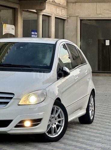 Mercedes B 180 2008, 112,000 km - 1.7 l - Bakı