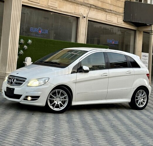 Mercedes B 180 2008, 112,000 km - 1.7 l - Bakı