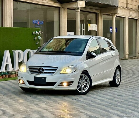 Mercedes B 180 2008, 112,000 km - 1.7 l - Bakı