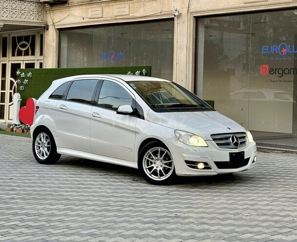 Mercedes B 180 2008, 112,000 km - 1.7 l - Bakı
