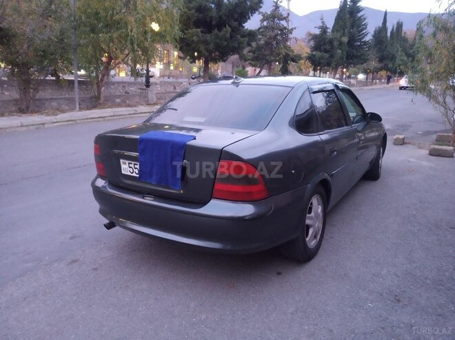 Opel Vectra 1996, 449,460 km - 1.8 л - Şəki