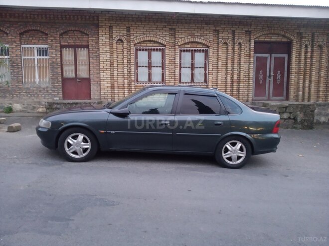 Opel Vectra 1996, 449,460 km - 1.8 л - Şəki