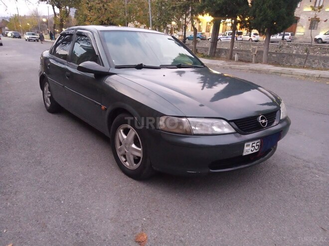 Opel Vectra 1996, 449,460 km - 1.8 л - Şəki