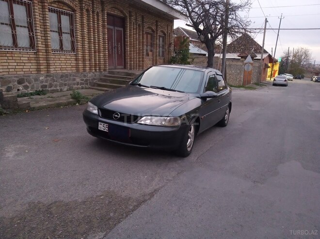 Opel Vectra 1996, 449,460 km - 1.8 л - Şəki