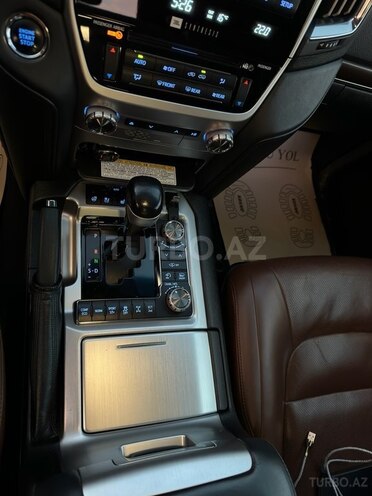 Toyota Land Cruiser 2017, 130,000 km - 4.5 l - Bakı