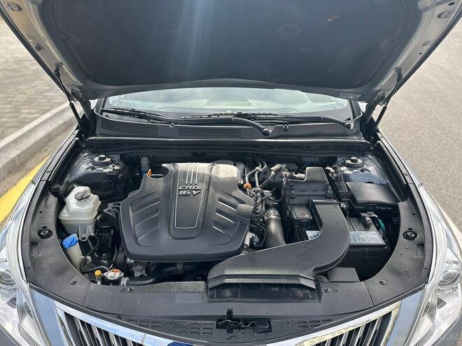 Hyundai Grandeur 2015, 190,000 km - 2.2 l - Bakı