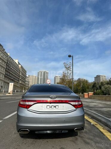 Hyundai Grandeur 2015, 190,000 km - 2.2 l - Bakı