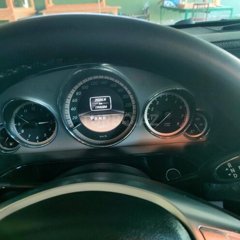 Mercedes E 200 2011, 194,000 km - 1.8 l - Bakı