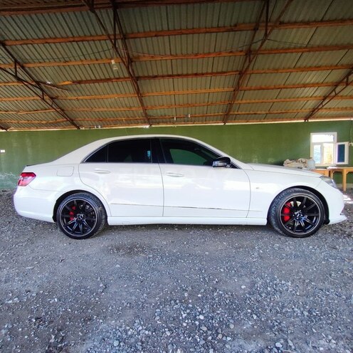 Mercedes E 200 2011, 194,000 km - 1.8 l - Bakı