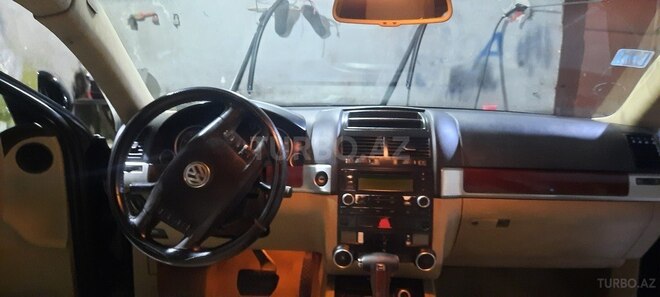 Volkswagen Touareg 2004, 270,000 km - 3.2 l - Bakı