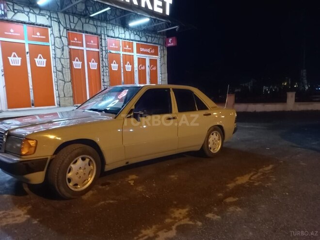 Mercedes 190 1990, 250,000 km - 2.0 l - Xaçmaz