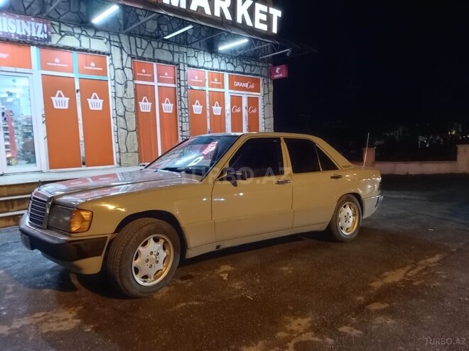 Mercedes 190 1990, 250,000 km - 2.0 l - Xaçmaz