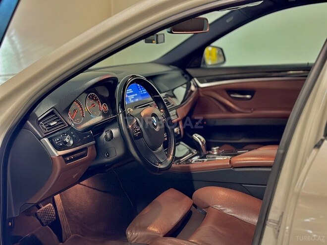 BMW 535 2011, 223,000 km - 3.0 л - Gəncə