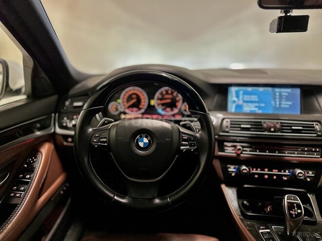 BMW 535 2011, 223,000 km - 3.0 л - Gəncə