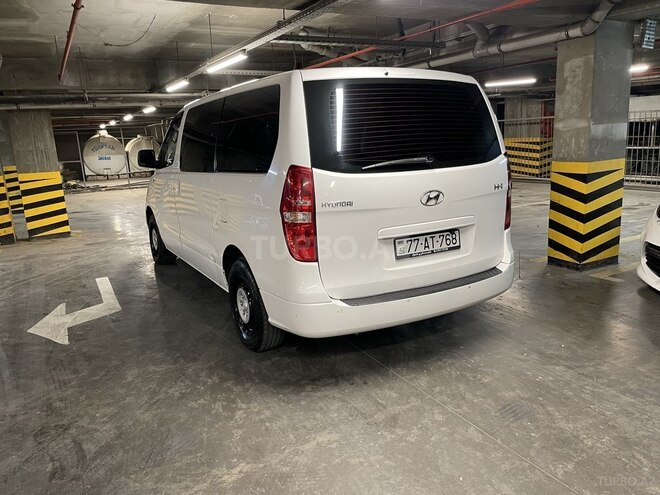 Hyundai H-1 2011, 274,000 km - 2.5 l - Bakı