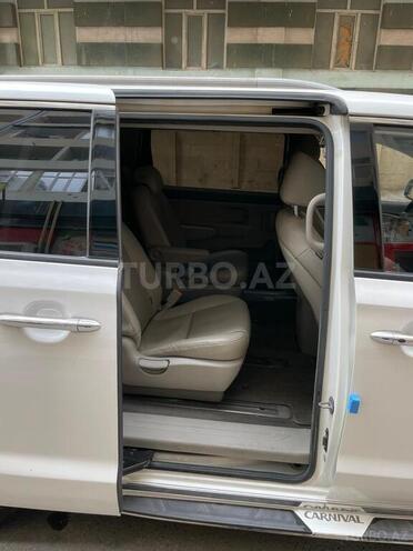 Kia Carnival 2014, 172,000 km - 2.2 л - Bakı