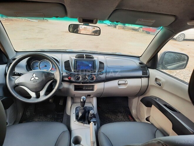 Mitsubishi L200 2007, 360,000 km - 2.5 л - Bakı