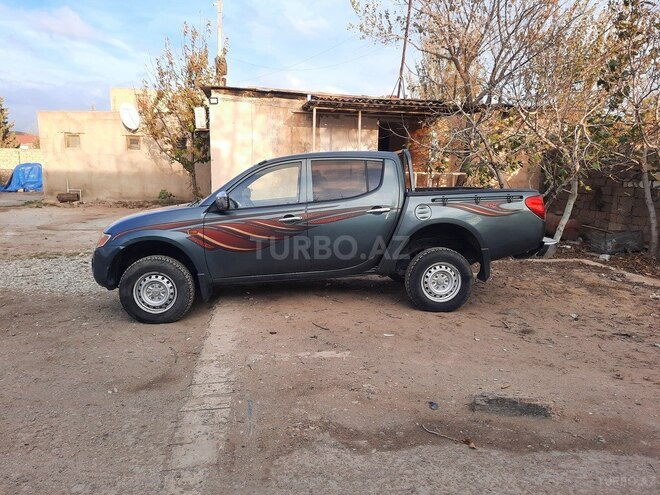 Mitsubishi L200 2007, 360,000 km - 2.5 л - Bakı